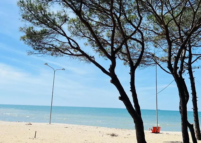 Hotel Alexander Golem (Tirana)